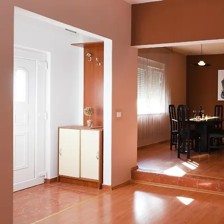 With A Parking Space - 13550 Apartman