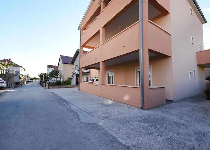 With A Parking Space - 13550 *